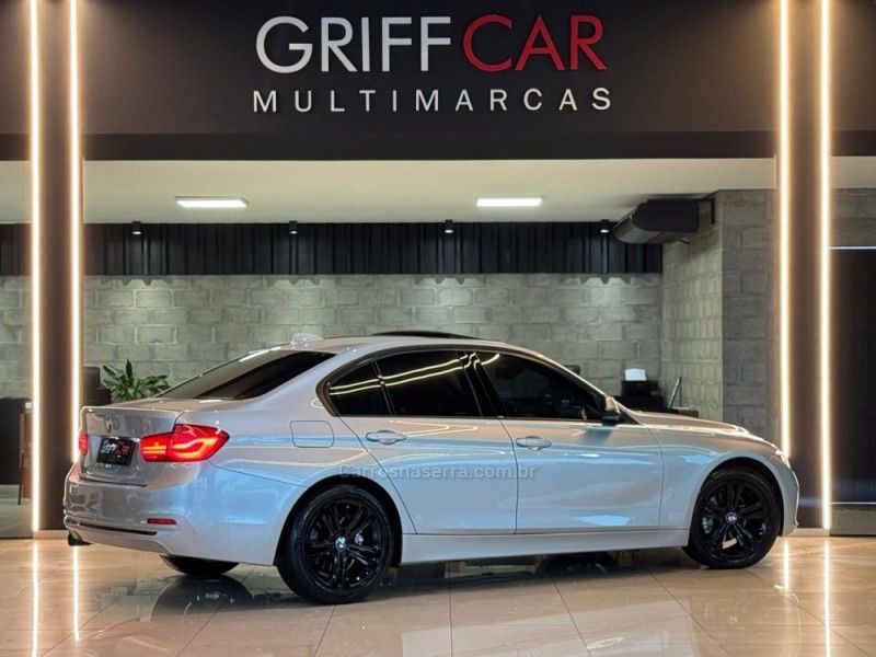 BMW 320I 2.0 GP 16V TURBO ACTIVE 2016/2017 GRIFFCAR MULTIMARCAS DOIS IRMÃOS / Carros no Vale