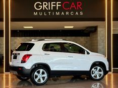 CHEVROLET TRACKER 1.8 MPFI LTZ 4X2 16V 2014/2015 GRIFFCAR MULTIMARCAS DOIS IRMÃOS / Carros no Vale