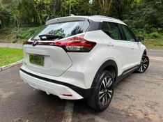 NISSAN KICKS 1.6 ADVANCE 16V 2022/2022 KASPER VEÍCULOS DOIS IRMÃOS / Carros no Vale