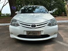 TOYOTA ETIOS 1.5 XS 16V 2016/2017 KASPER VEÍCULOS DOIS IRMÃOS / Carros no Vale