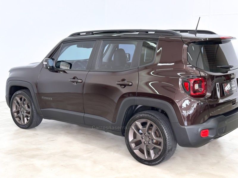 JEEP RENEGADE 1.8 16V LIMITED 2021/2021 FOCAR VEÍCULOS CAXIAS DO SUL / Carros no Vale