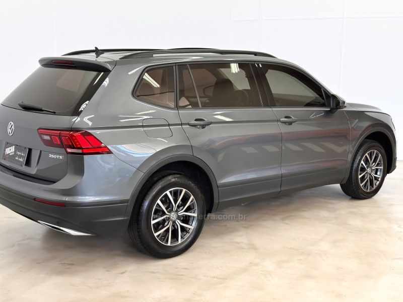 VOLKSWAGEN TIGUAN 1.4 ALLSPACE 250 TSI 2019/2020 FOCAR VEÍCULOS CAXIAS DO SUL / Carros no Vale