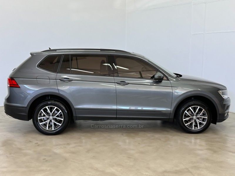 VOLKSWAGEN TIGUAN 1.4 ALLSPACE 250 TSI 2019/2020 FOCAR VEÍCULOS CAXIAS DO SUL / Carros no Vale