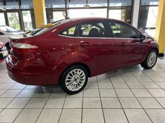 FORD FIESTA 1.6 TITANIUM SEDAN 16V 2015/2015 PRIME MULTIMARCAS CAXIAS DO SUL / Carros no Vale