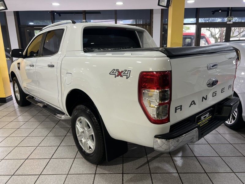 FORD RANGER 3.2 LIMITED 4X4 CD 20V 2014/2014 PRIME MULTIMARCAS CAXIAS DO SUL / Carros no Vale