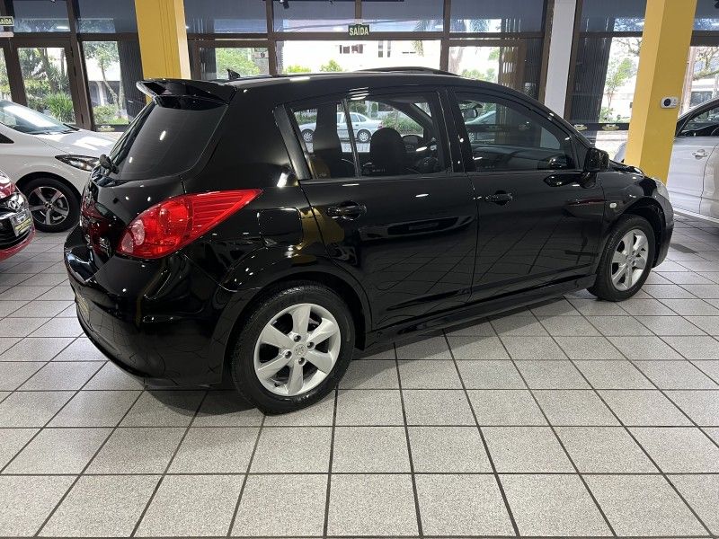 NISSAN TIIDA 1.8 SL 16V 2012/2013 PRIME MULTIMARCAS CAXIAS DO SUL / Carros no Vale