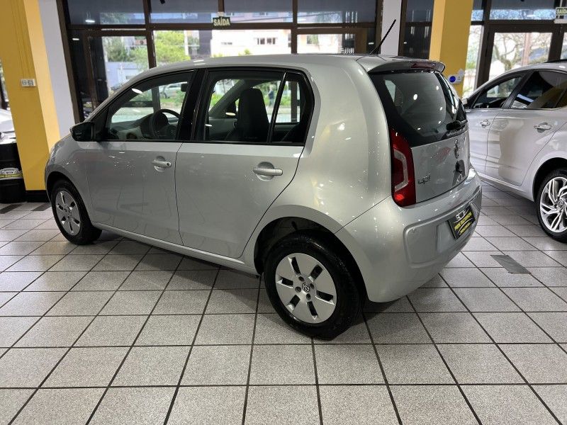 VOLKSWAGEN UP 1.0 MPI MOVE UP 12V AUTOMATIZADO 2014/2015 PRIME MULTIMARCAS CAXIAS DO SUL / Carros no Vale