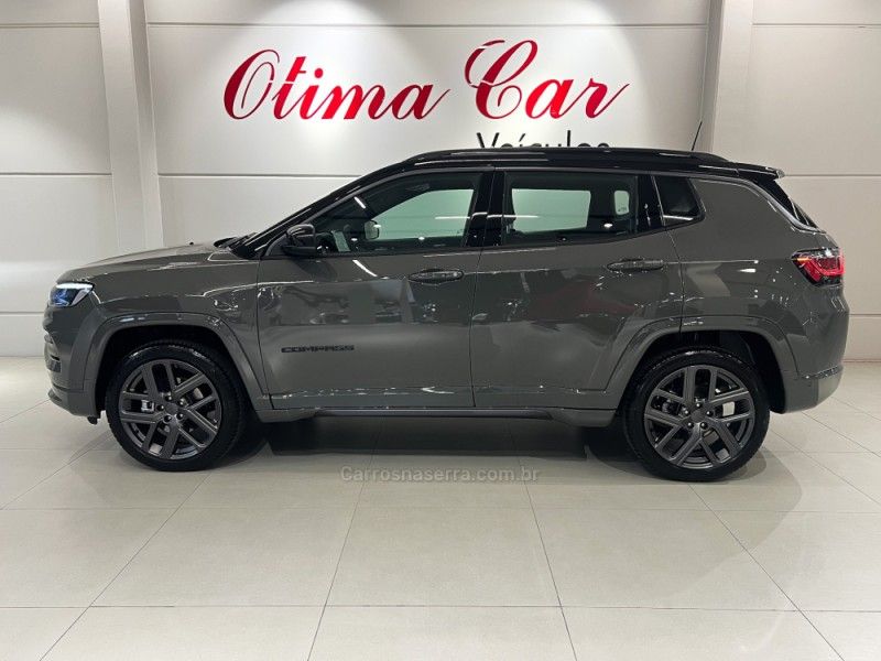 JEEP COMPASS 1.3 SERIE S T270 16V TURBO 2024/2025 ÓTIMA CAR FLORES DA CUNHA / Carros no Vale