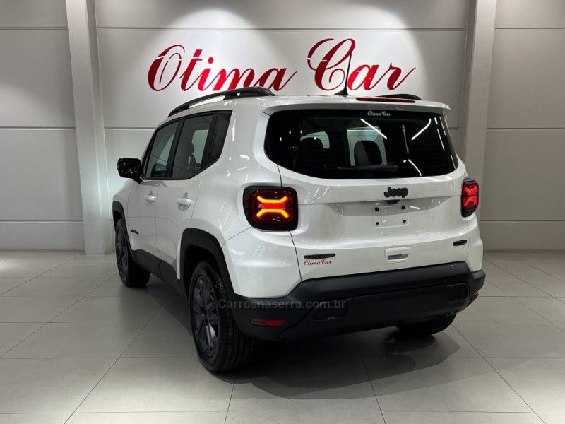 JEEP RENEGADE 1.3 16V NIGHT EAGLE T270 TURBO 2024/2025 ÓTIMA CAR FLORES DA CUNHA / Carros no Vale