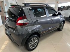 FIAT MOBI 1.0 TREKKING 8V 2023/2024 CIMIRRO AUTOMÓVEIS TAQUARA / Carros no Vale