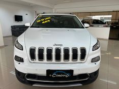 JEEP CHEROKEE 3.2 LIMITED 4X4 V6 24V 2015/2015 CIMIRRO AUTOMÓVEIS TAQUARA / Carros no Vale