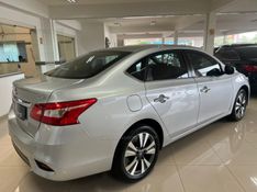 NISSAN SENTRA 2.0 SV 16V 2017/2017 CIMIRRO AUTOMÓVEIS TAQUARA / Carros no Vale