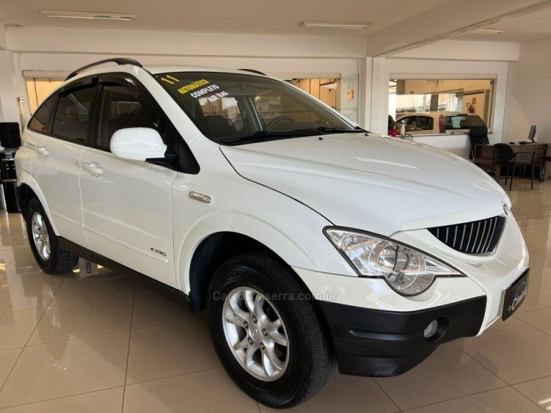 SSANGYONG ACTYON 2.3 GLX 4X2 16V 150CV 2011/2011 CIMIRRO AUTOMÓVEIS TAQUARA / Carros no Vale