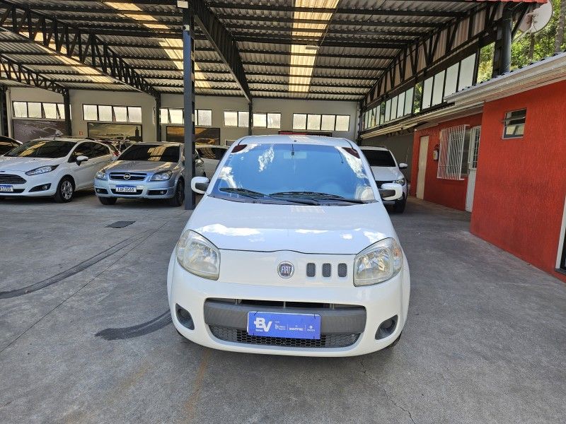 FIAT UNO 1.0 EVO VIVACE 8V 2012/2012 LV MULTIMARCAS CAXIAS DO SUL / Carros no Vale