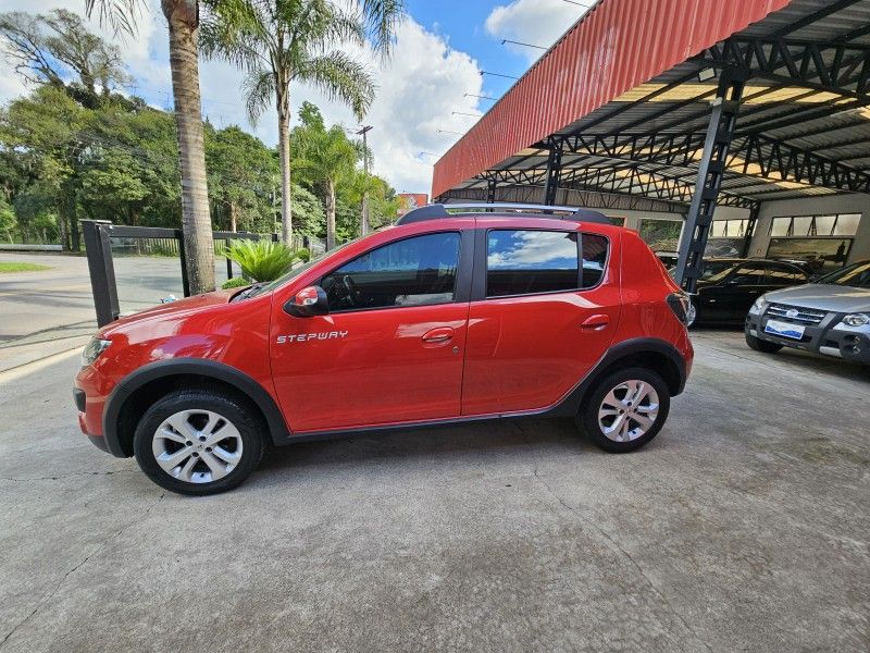 RENAULT SANDERO 1.6 STEPWAY 16V 2018/2018 LV MULTIMARCAS CAXIAS DO SUL / Carros no Vale