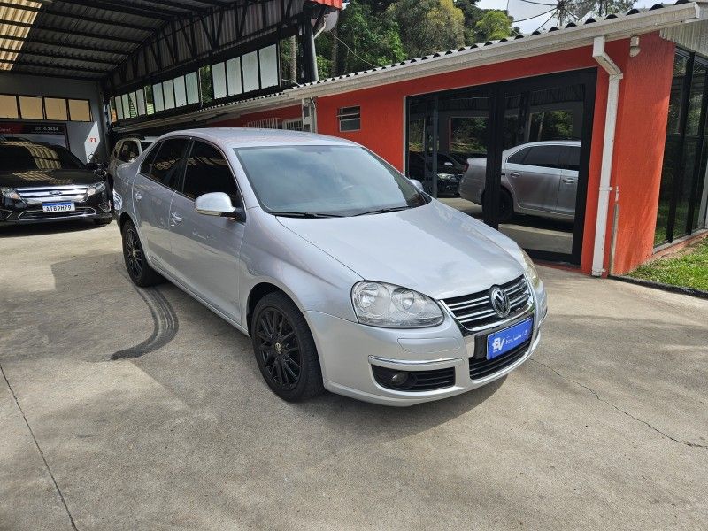 VOLKSWAGEN JETTA 2.5 I 20V 170CV TIPTRONIC 2007/2007 LV MULTIMARCAS CAXIAS DO SUL / Carros no Vale