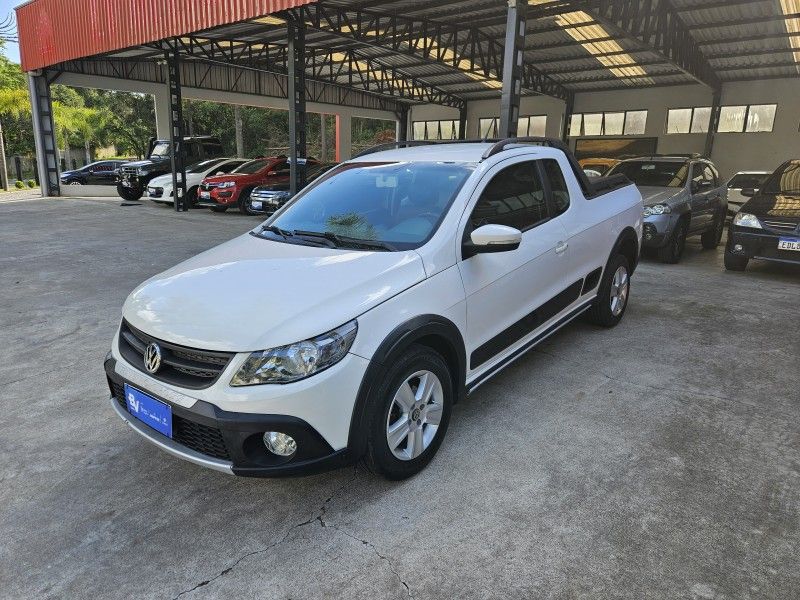 VOLKSWAGEN SAVEIRO 1.6 CROSS CE 8V 2013/2013 LV MULTIMARCAS CAXIAS DO SUL / Carros no Vale