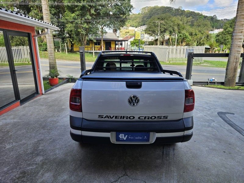 VOLKSWAGEN SAVEIRO 1.6 CROSS CE 8V 2013/2013 LV MULTIMARCAS CAXIAS DO SUL / Carros no Vale