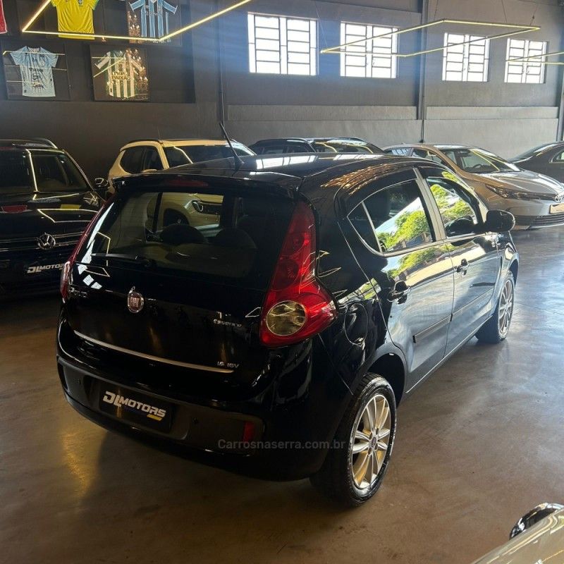 FIAT PALIO 1.6 MPI ESSENCE 16V AUTOMATIZADO 2015/2015 DL MOTORS LAJEADO / Carros no Vale