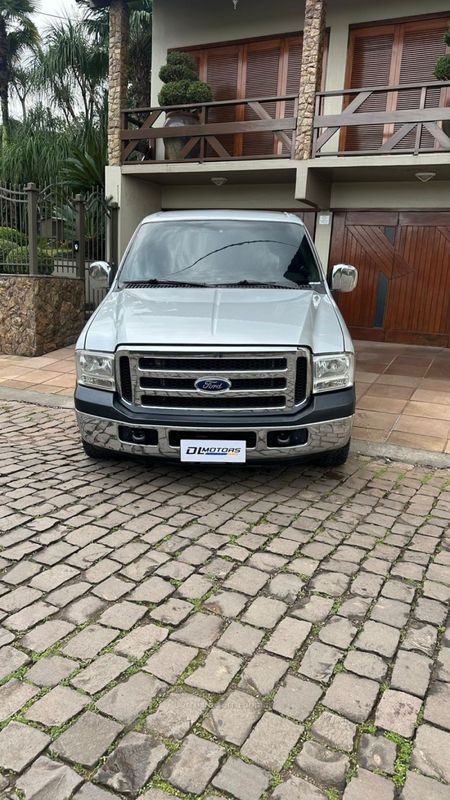 FORD F-250 4.2 XLT 4X2 CS TURBO 2000/2001 DL MOTORS LAJEADO / Carros no Vale