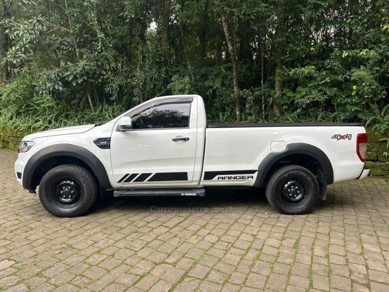 FORD RANGER 2.2 XL 4X4 CS 16V 2019/2019 DL MOTORS LAJEADO / Carros no Vale