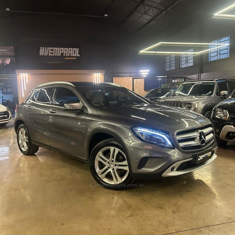 MERCEDES-BENZ GLA 250 2.0 16V TURBO ENDURO 2016/2016 DL MOTORS LAJEADO / Carros no Vale