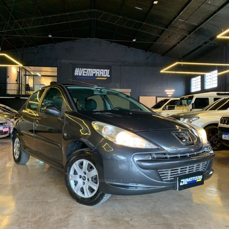 PEUGEOT 207 1.4 XR 8V 2013/2013 DL MOTORS LAJEADO / Carros no Vale