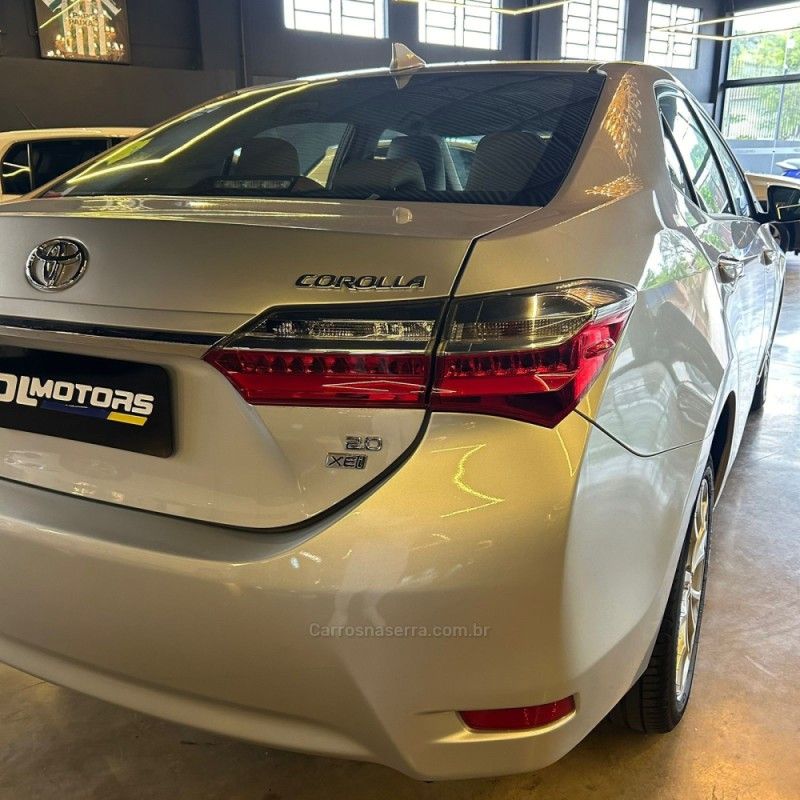 TOYOTA COROLLA 2.0 XEI 16V 2018/2018 DL MOTORS LAJEADO / Carros no Vale