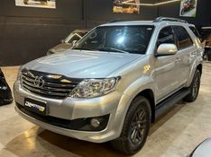 TOYOTA HILUX SW4 2.7 SR 4X2 16V 2015/2015 DL MOTORS LAJEADO / Carros no Vale