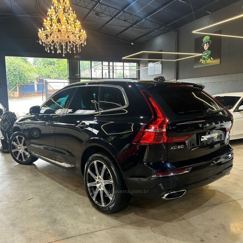 VOLVO XC60 2.0 T8 EXPRESS HÍBRIDO INSCRIPT 2021/2021 DL MOTORS LAJEADO / Carros no Vale