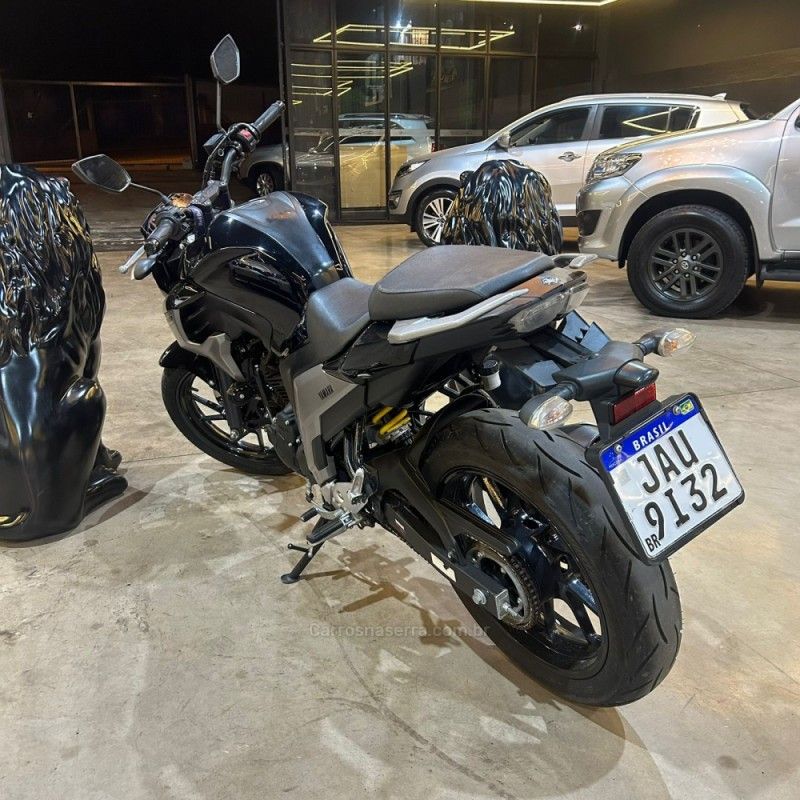 YAMAHA FAZER FZ25 ABS 2021/2021 DL MOTORS LAJEADO / Carros no Vale