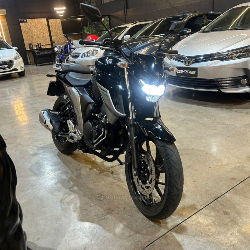 YAMAHA FAZER FZ25 ABS 2021/2021 DL MOTORS LAJEADO / Carros no Vale