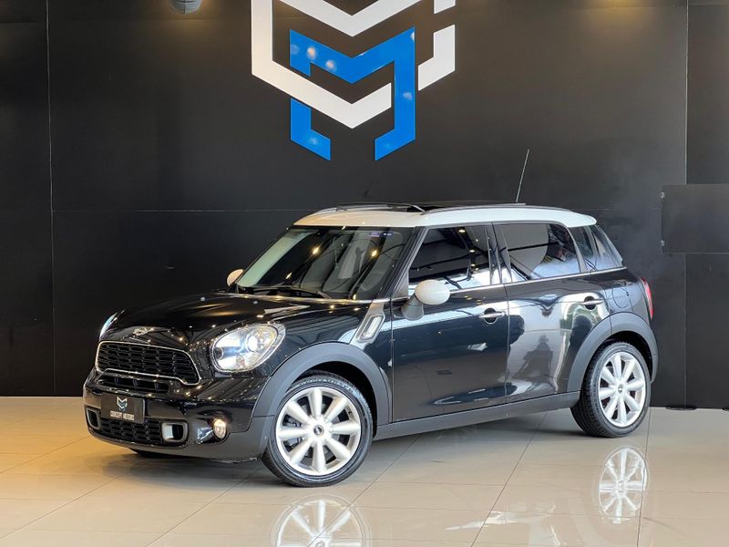 Mini Cooper Countryman S 1.6 Aut. 2013/2014 CONCEPT MOTORS PASSO FUNDO / Carros no Vale