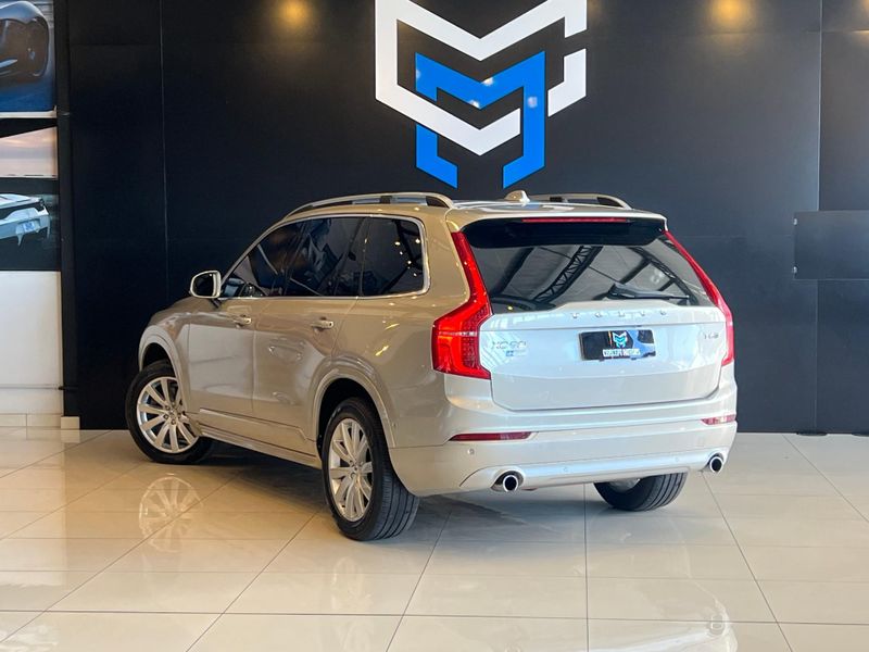 Volvo XC 90 T-6 MOMENTUM 2.0 320cv 5P 2015/2016 CONCEPT MOTORS PASSO FUNDO / Carros no Vale