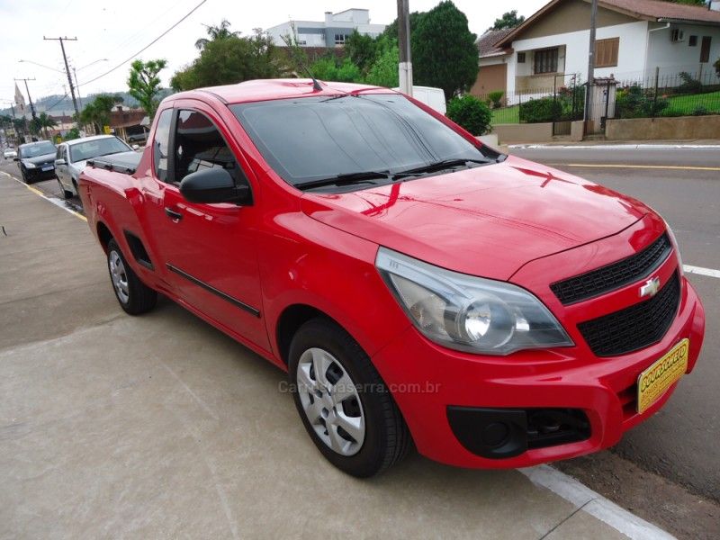 CHEVROLET MONTANA 1.4 MPFI LS CS 8V 2013/2013 BOURSCHEID CARROS E MOTOS SANTA CLARA DO SUL / Carros no Vale