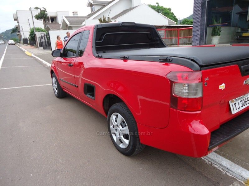 CHEVROLET MONTANA 1.4 MPFI LS CS 8V 2013/2013 BOURSCHEID CARROS E MOTOS SANTA CLARA DO SUL / Carros no Vale