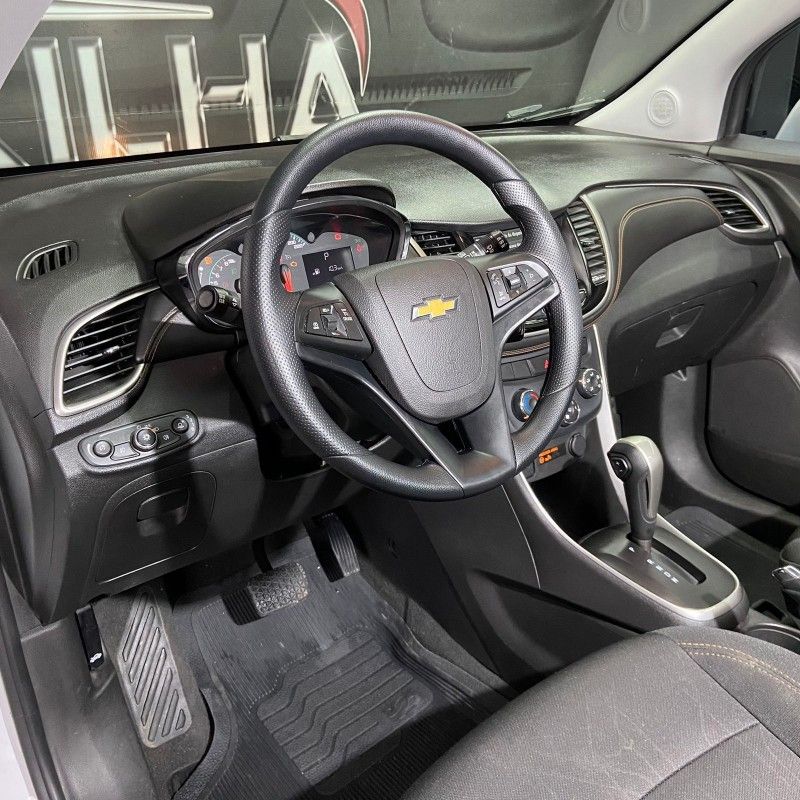 Chevrolet TRACKER LT 1.4 TURBO 2017/2017 SÉRGIO VEÍCULOS TEUTÔNIA / Carros no Vale