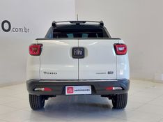 Fiat TORO 2.0 16V TURBO DIESEL FREEDOM 4WD AT9 2022/2022 BETIOLO NOVOS E SEMINOVOS LAJEADO / Carros no Vale