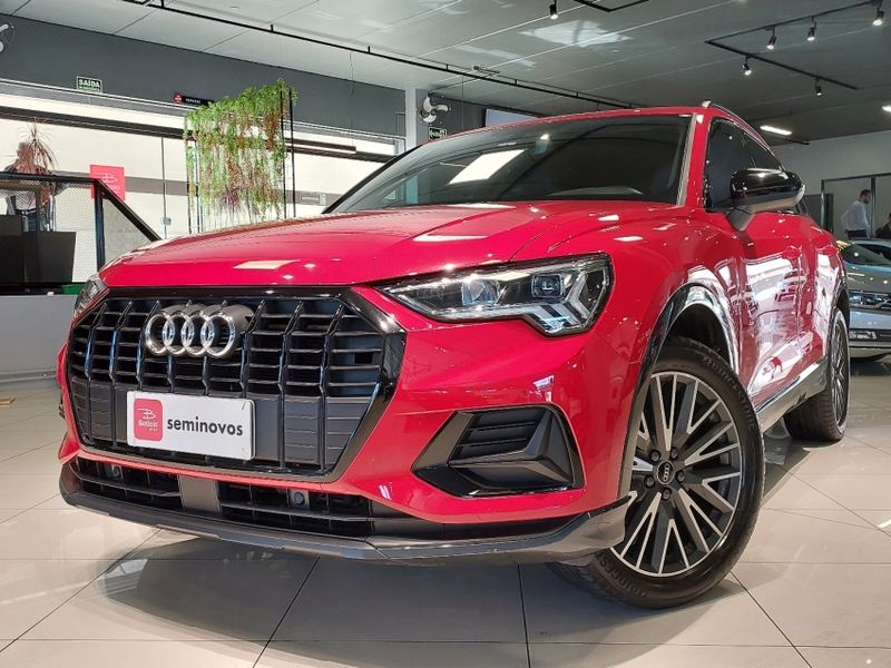 Audi Q3 1.4 35 TFSI GASOLINA BLACK S TRONIC 2021/2021 BETIOLO NOVOS E SEMINOVOS LAJEADO / Carros no Vale