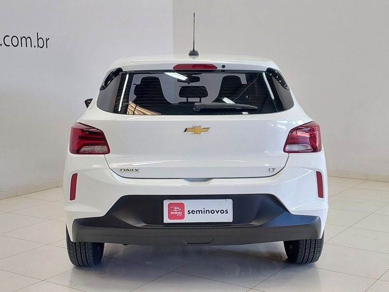 Chevrolet ONIX 1.0 FLEX LT MANUAL 2023/2023 BETIOLO NOVOS E SEMINOVOS LAJEADO / Carros no Vale