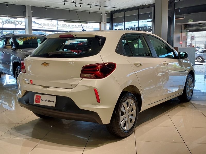 Chevrolet ONIX 1.0 FLEX LT MANUAL 2022/2023 BETIOLO NOVOS E SEMINOVOS LAJEADO / Carros no Vale