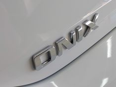 Chevrolet ONIX 1.0 TURBO FLEX LT AUTOMÁTICO 2021/2022 BETIOLO NOVOS E SEMINOVOS LAJEADO / Carros no Vale