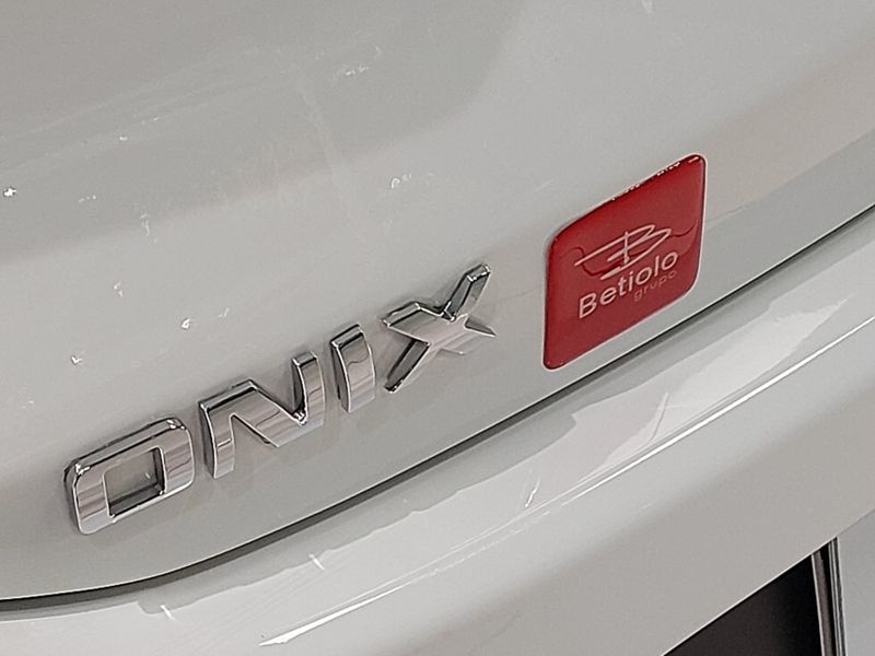 Chevrolet ONIX 1.0 TURBO FLEX LT AUTOMÁTICO 2022/2023 BETIOLO NOVOS E SEMINOVOS LAJEADO / Carros no Vale