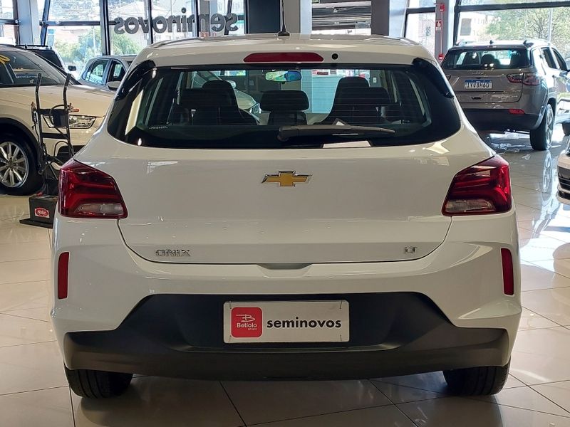 Chevrolet ONIX 1.0 TURBO FLEX LT AUTOMÁTICO 2022/2023 BETIOLO NOVOS E SEMINOVOS LAJEADO / Carros no Vale