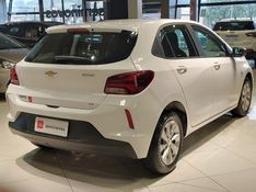 Chevrolet ONIX 1.0 TURBO FLEX LT AUTOMÁTICO 2021/2022 BETIOLO NOVOS E SEMINOVOS LAJEADO / Carros no Vale