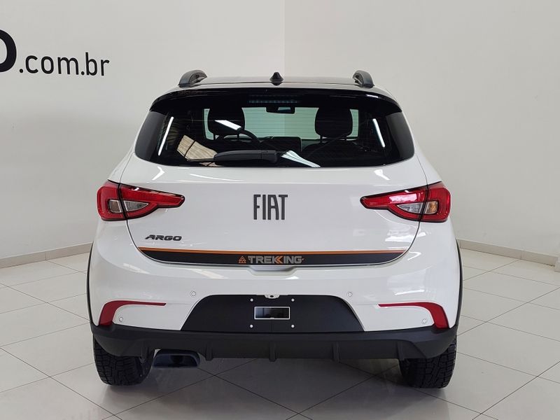 Fiat ARGO 1.3 FIREFLY FLEX TREKKING MANUAL 2024/2025 BETIOLO NOVOS E SEMINOVOS LAJEADO / Carros no Vale