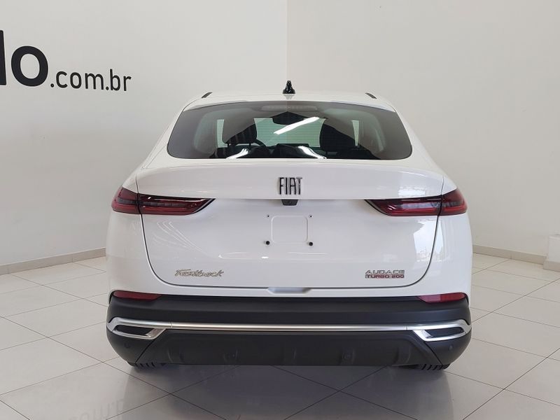 Fiat FASTBACK 1.0 TURBO 200 FLEX AUDACE CVT 2024/2025 BETIOLO NOVOS E SEMINOVOS LAJEADO / Carros no Vale