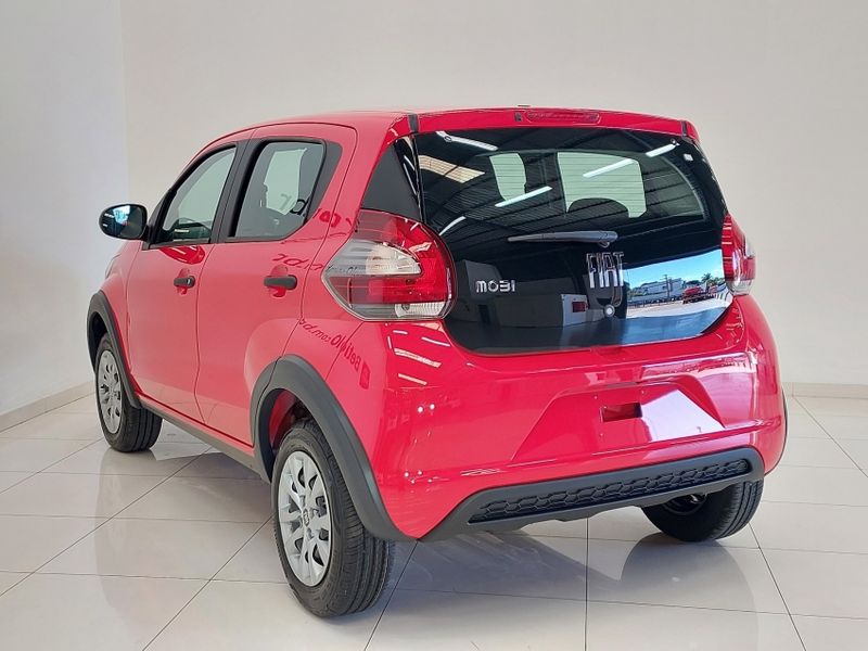 Fiat MOBI 1.0 EVO FLEX LIKE MANUAL 2024/2025 BETIOLO NOVOS E SEMINOVOS LAJEADO / Carros no Vale