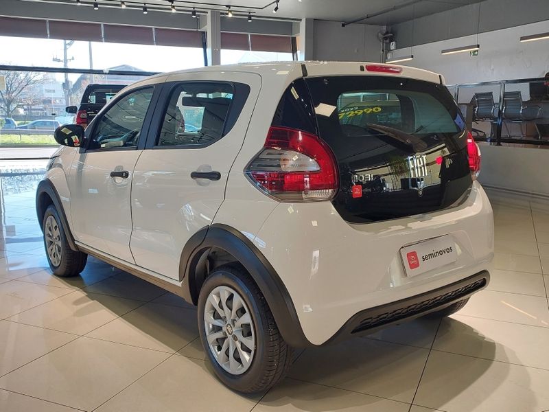 Fiat MOBI 1.0 EVO FLEX LIKE MANUAL 2021/2022 BETIOLO NOVOS E SEMINOVOS LAJEADO / Carros no Vale