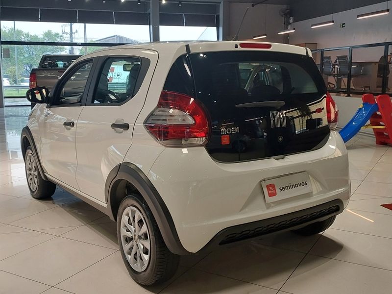 Fiat MOBI 1.0 EVO FLEX LIKE MANUAL 2022/2023 BETIOLO NOVOS E SEMINOVOS LAJEADO / Carros no Vale